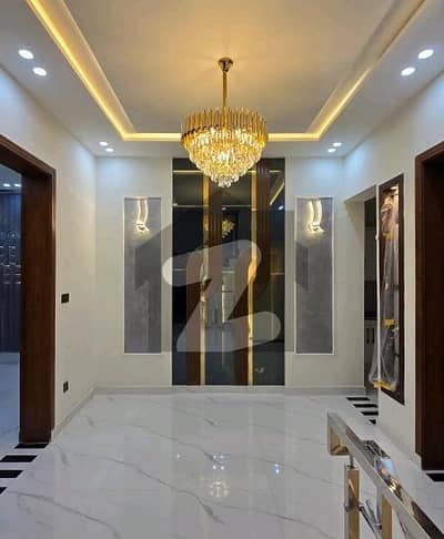 A Stunning House Is Up For Grabs In Bahria Town - Sector C Lahore