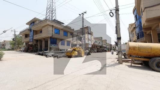 A Spacious Prime Location 5 Marla Residential Plot In Airport Housing Society - Sector 4