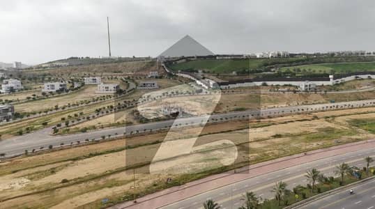 500 Sq Yd West Open Single Belt Plot #960 Street-10A Near Bahria Hills Precinct-9! Surrounded by Park, Mosque, Gallery, Commercial Areas & All Amenities Nearby. Perfect for Dream Home or Smart Investment!
