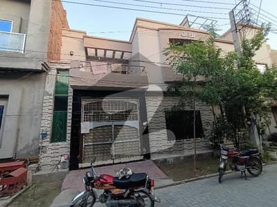 4.5 Marla Used House For Sale Gas Meter Available