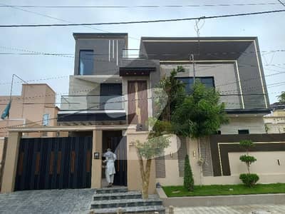 Your Dream Brand New 400 Square Yards House Is Available In Federal B Area - Block 13