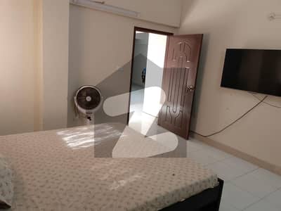 1550 Square Feet Spacious Flat Available In Gulistan-E-Jauhar - Block 14 For Sale
