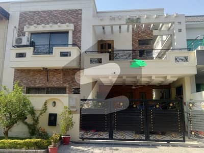 10 Marla Used House For Sale