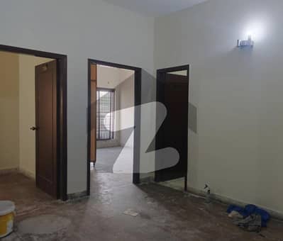 04 MARLA COMMERCIAL FLOOR AVAILABLE OFFICE FOR RENT