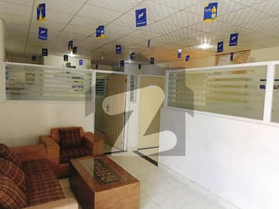 سندر سمال انڈسٹریل اسٹیٹ 2 لاہور میں 2 کنال Studio فیکٹری 3.0 لاکھ میں کرایہ پر دستیاب ہے۔