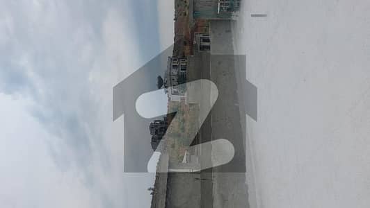8 Marla Corner House Structure for Sale in Bahria Enclave Sector F1 Beautiful Location with 2.5 Marla Extra Land