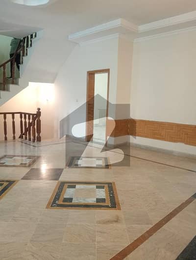 A Beautiful Upper Portion For Rent