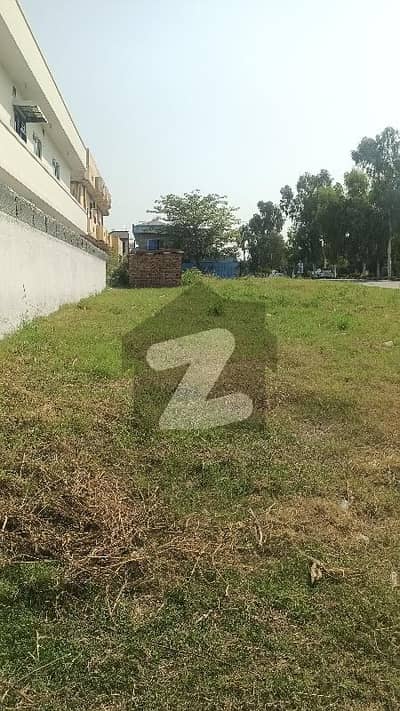نیشنل پولیس فاؤنڈیشن او ۔ 9 اسلام آباد میں 1 کنال رہائشی پلاٹ 1.8 کروڑ میں برائے فروخت۔ نیشنل پولیس فاؤنڈیشن او ۔ 9 اسلام آباد میں 1 کنال رہائشی پلاٹ 1.8 کروڑ میں برائے فروخت۔