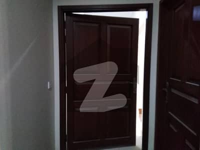 راحت کمرشل ایریا ڈی ایچ اے فیز 6,ڈی ایچ اے ڈیفینس,کراچی میں 2 کمروں کا 4 مرلہ فلیٹ 1.8 کروڑ میں برائے فروخت۔