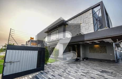 3 Beds 1 Kanal Upper Portion Modern Design For Rent In DHA Phase 5 Lahore.