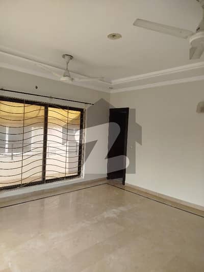 Upper Portion Available For Rent
