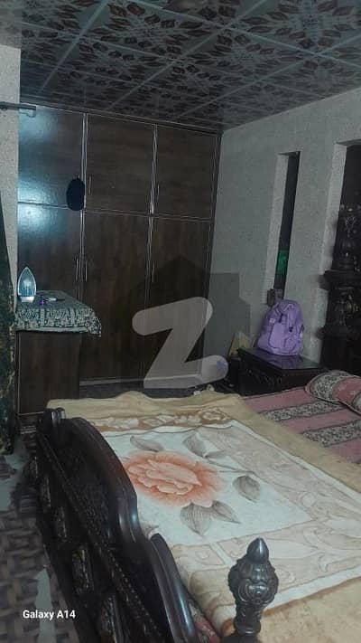 5 Marla Second Floor For Rent