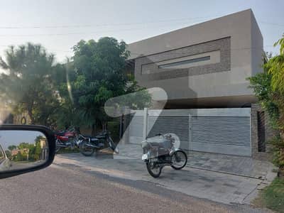 20-Marla Luxury Bungalow For Sale At Prime Location Of DHA Lahore Near To Park, Masjid And Commercial Market.