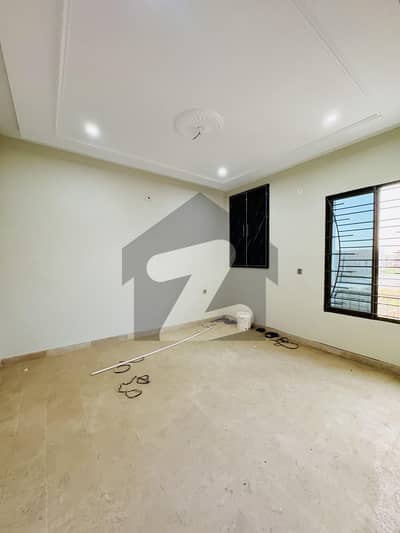 5 Marla Brand New House Available For Rent 5 Marla Brand New House Available For Rent