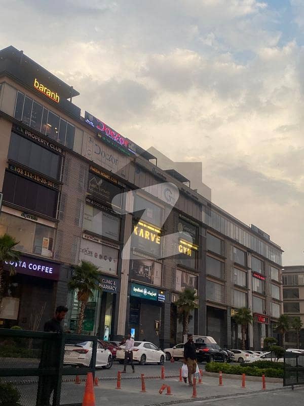 ڈیفینس رایا ڈی ایچ اے ڈیفینس,لاہور میں 8 مرلہ Studio عمارت 12.0 لاکھ میں کرایہ پر دستیاب ہے۔ ڈیفینس رایا ڈی ایچ اے ڈیفینس,لاہور میں 8 مرلہ Studio عمارت 12.0 لاکھ میں کرایہ پر دستیاب ہے۔