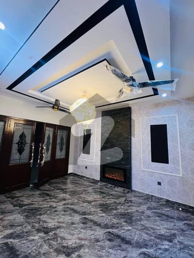 10 Marla Modern House is up for sale