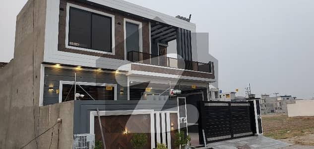 5 Marla Brand New Modern Elevation House For Sale In Central Park Housing Scheme, Lahore