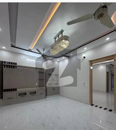 10 Marla Main Double Road House For Sale In Mumtaz City-1