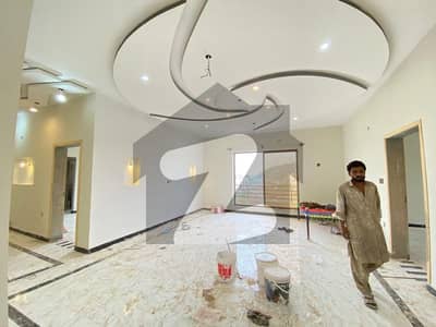 1 Kanal Brand New Upper Portion With Gas