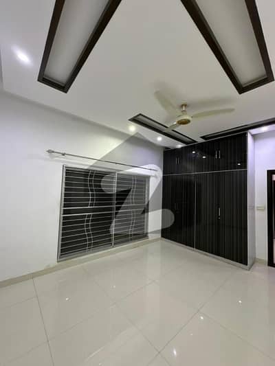 1 Kanal Full House For Rent In DHA Phase 1 | 5 Bedroom Luxury House | 3 Car Parking
