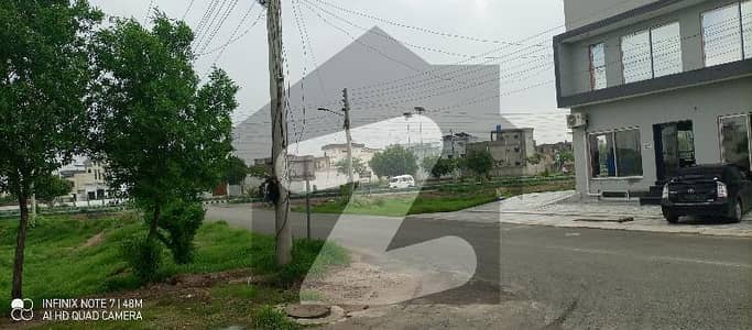 EXCELLENT BUILDER LOCATION PLOT FACING PARK IS FOR SALE