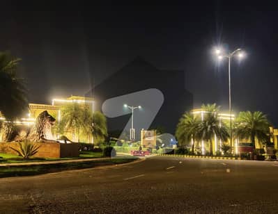 1 KANAL RESIDENTIAL PLOT ON PRIME LOCATION NEAREST TO PARK AVAILABLE FOR SALE IN LDA APPROVED AREA