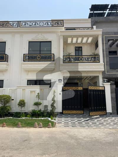 ایڈمز ہاؤسنگ سکیم میٹیٹل روڈ,ملتان میں 3 کمروں کا 5 مرلہ مکان 1.6 کروڑ میں برائے فروخت۔ ایڈمز ہاؤسنگ سکیم میٹیٹل روڈ,ملتان میں 3 کمروں کا 5 مرلہ مکان 1.6 کروڑ میں برائے فروخت۔