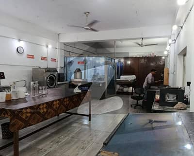 گاٹ والا چوک فیصل آباد میں 24 کنال Studio فیکٹری 70.0 کروڑ میں برائے فروخت۔