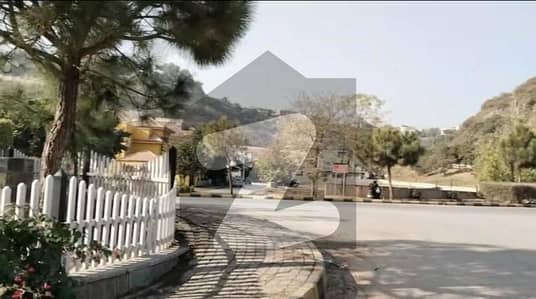 ڈی ایچ اے فیز 2 - سیکٹر ای ڈی ایچ اے ڈیفینس فیز 2,ڈی ایچ اے ڈیفینس,اسلام آباد میں 10 مرلہ رہائشی پلاٹ 3.85 کروڑ میں برائے فروخت۔