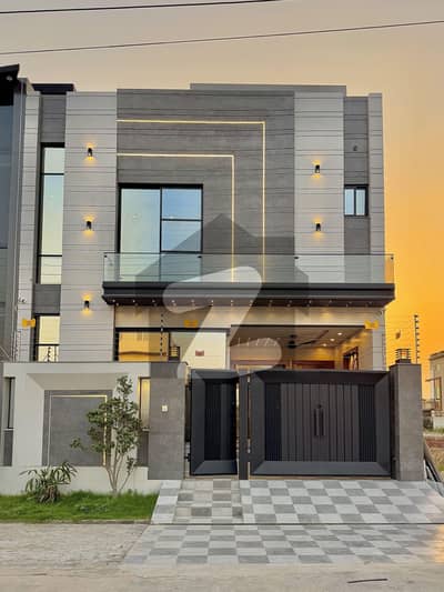 5 Marla House With Gas Meter For Sale