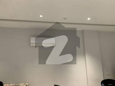 4 MARLA FLOOR AVALIABLE FOR RENT IN DHA PHASE 1