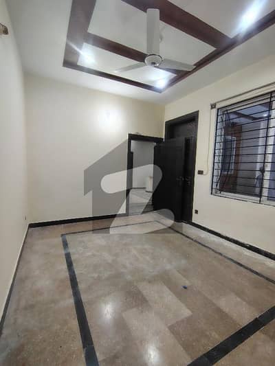 GREEN AVE HOUSE 2 BED 5M SMALL FAMILY BACHELOR. 50000