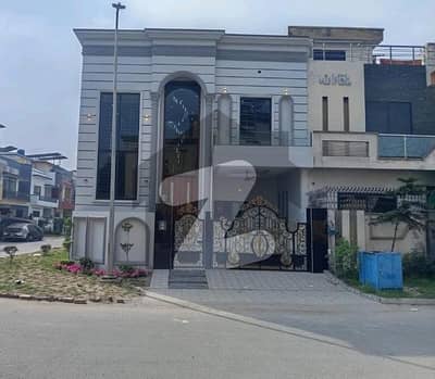 Ideal Corner 5 Marla House has landed on market in Citi Housing Society, Citi Housing Society