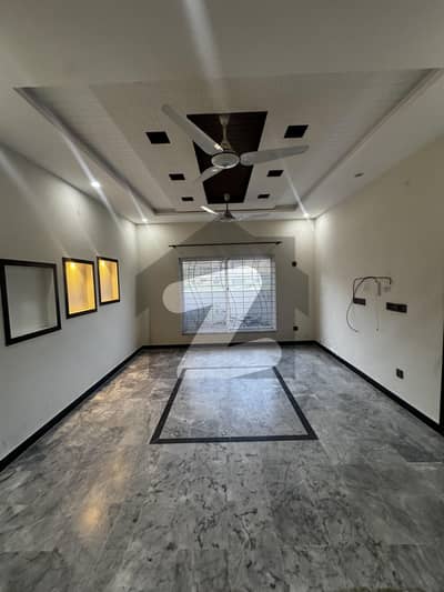 7 MARLA GROUND PORTION AVAILABLE FOR RENT IN B-17 ISLAMABAD