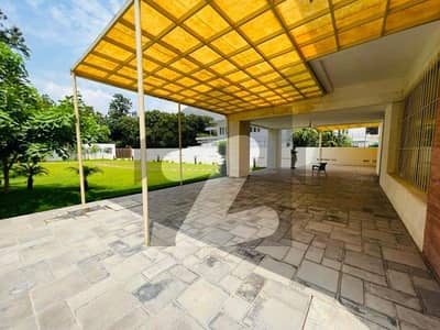 Beautiful Brand New Luxury 5 Bedroom House Available For Rent In F-7 Islamabad