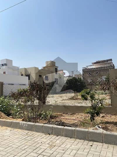 CORNER PLOT AVAILABLE FOR SALE IN BLOCK 3