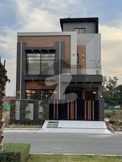 5 Marla 80ft road house