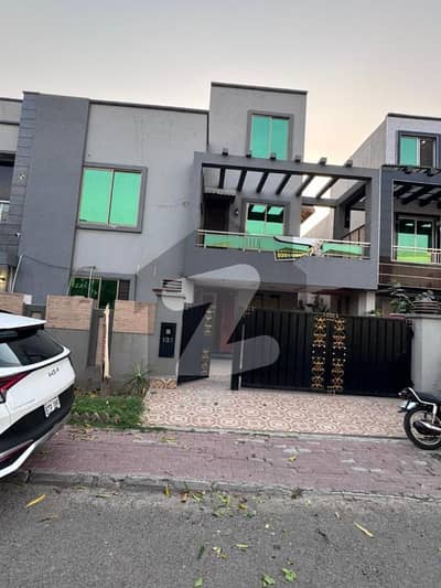 10 MARLA LUXURY FULL HOUSE FOR RENT GULMOHAR BLOCK