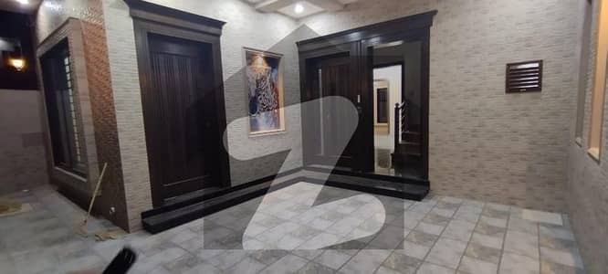 کوہستان انکلیو - سیکٹر جی کوہستان انکلیو,واہ کینٹ,واہ میں 3 کمروں کا 7 مرلہ بالائی پورشن 90.0 ہزار میں کرایہ پر دستیاب ہے۔
