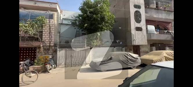 200 Sq. Yd House Available For Sale G+1 At FB Area Block 16 Near Ghoofran Masjid