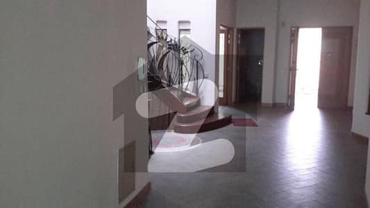 Prime Location Compact House Marble Floor Ideal For Foreigners And Multinationals-