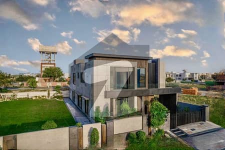 ONE KANAL HOUSE ONE KANAL LAWN TOP QUALITY BUILD | FULL FURNISHED WITH BASEMENT SOLAR INSTALLED LUXURIOUS & BEAUTIFUL MODREN DESIGN VILLA WITH BASEMENT FOR SALE | DHA LAHORE PHASE 6 | PRIME LOCATION