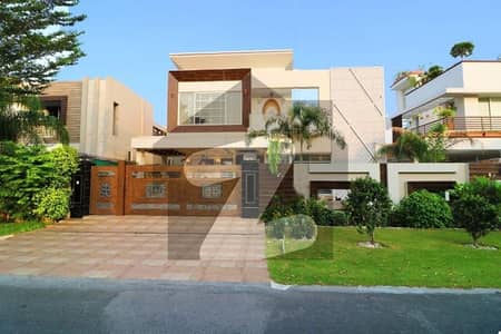 SYED BROTHERS PROUDLY OFFERS: 6.5 Marla Elegant Brand New Bungalow Is Available In The Best Block Of DHA Lahore.