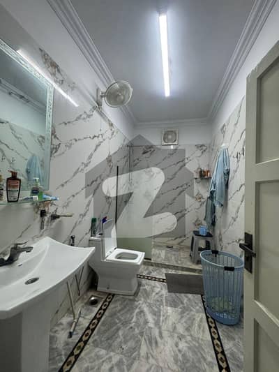 1 St Floor For Rent Small Family Required