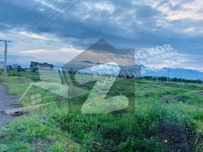 SOUTH facing Plot | Sector 3d2 | Walking distance to Park Masjid and Market