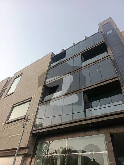 BUKHARI COMMERCIAL LAVISH BRAND NEW OFFICE AVAILABLE FOR RENT 2000 SQFT 1ST FLOOR 2ND FLOOR 3RD FLOOR WITH LIFT FRONT ENTRANCE TOTAL SPACE 6000 SQFT EACH FLOOR 400K