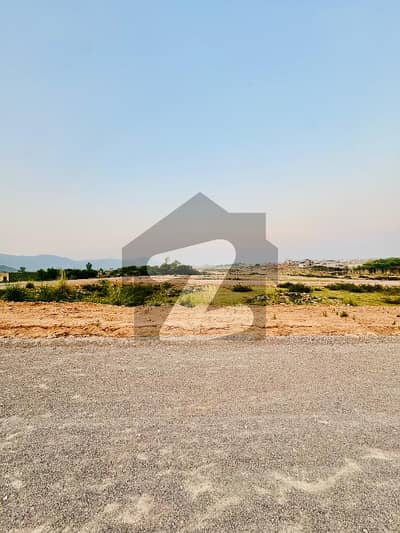 MARGALLA FACING PLOT AVAILABLE FOR SALE IN C-15