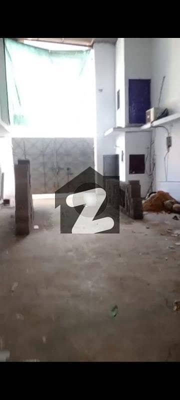 Korangi Industrial Area Factory Sized 556 Square Yards For rent