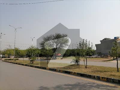 sale The Ideally Located Residential Plot For An Incredible Price Of Pkr Rs. 16500000
