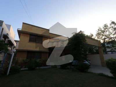 666 Sq Yards House For Sale